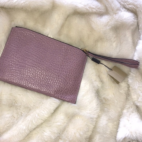 NWT Authentic Burberry Wristlet - Picture 4 of 7